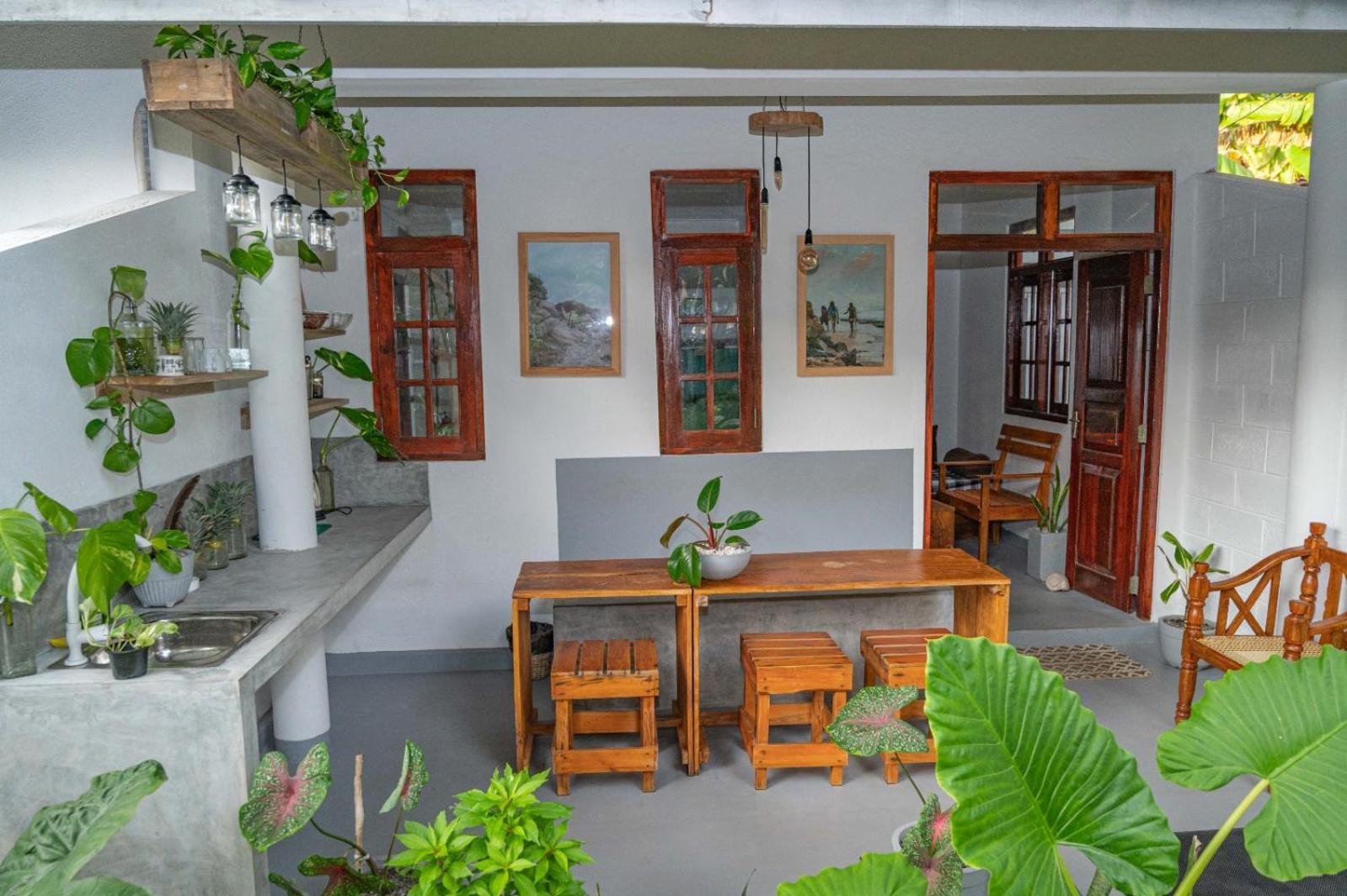 Cosynsurf Acomodação com café da manhã Matara Exterior foto